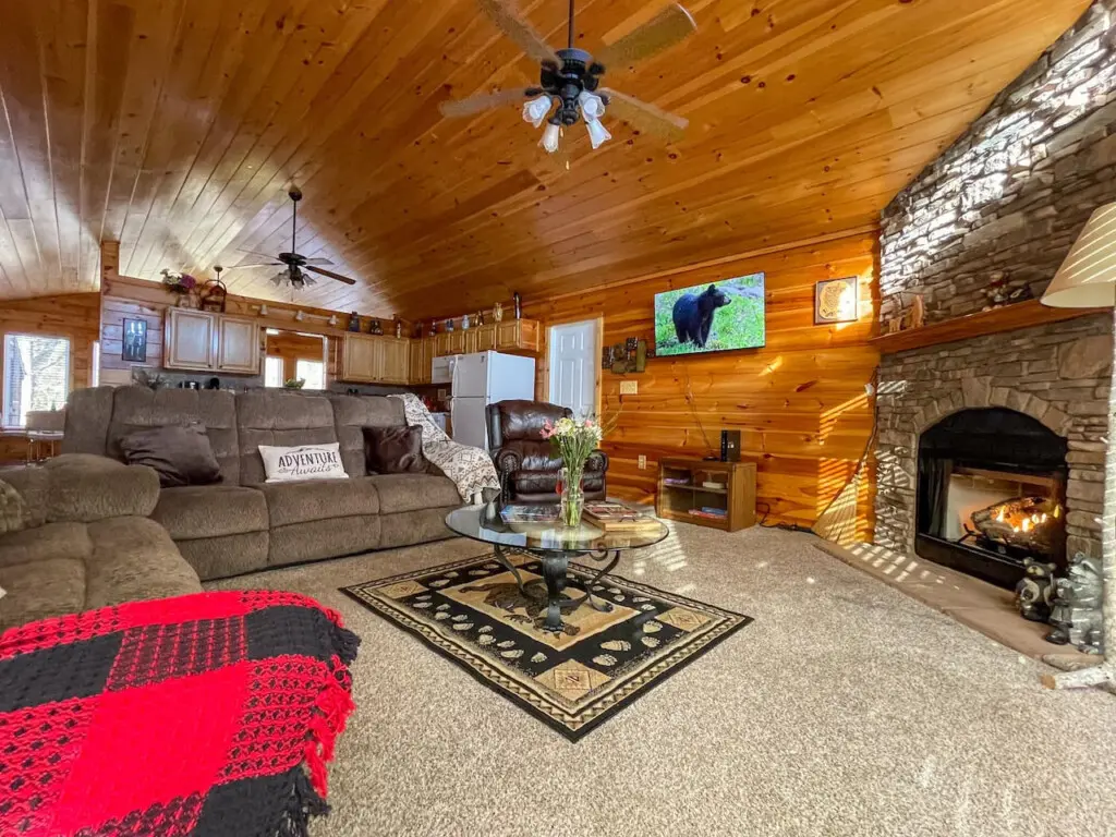 167445 425581 yiI6jTz4fD7SMe AYAAh1Qw 5fXeR4A2P0UibHhssp8 68a79e3b3967a.jpg