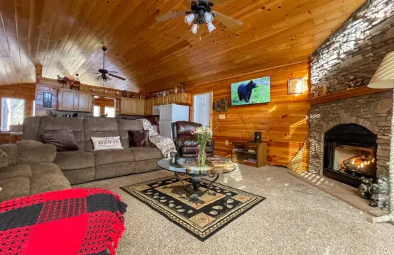 167445 425581 yiI6jTz4fD7SMe AYAAh1Qw 5fXeR4A2P0UibHhssp8 68a79e3b3967a.jpg